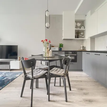 Ground Floor With A Garden In