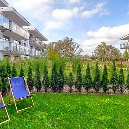 شقة Ground Floor With A Garden In *
