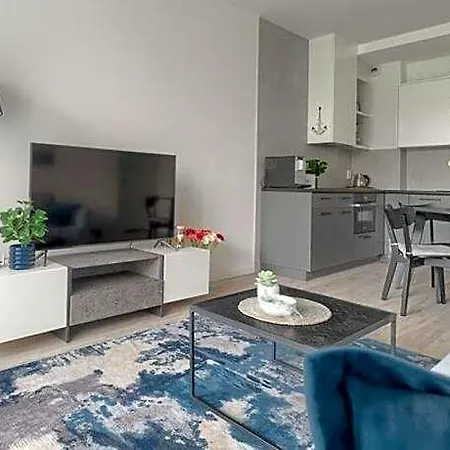 Ground Floor With A Garden In شقة *