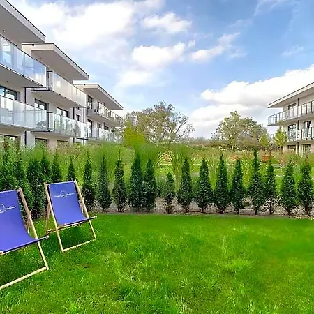 شقة Ground Floor With A Garden In