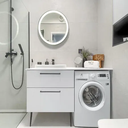 Appartement Ground Floor With A Garden In