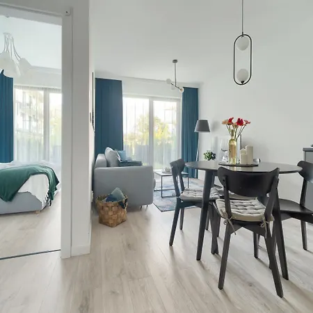 Ground Floor With A Garden In Appartement Niechorze