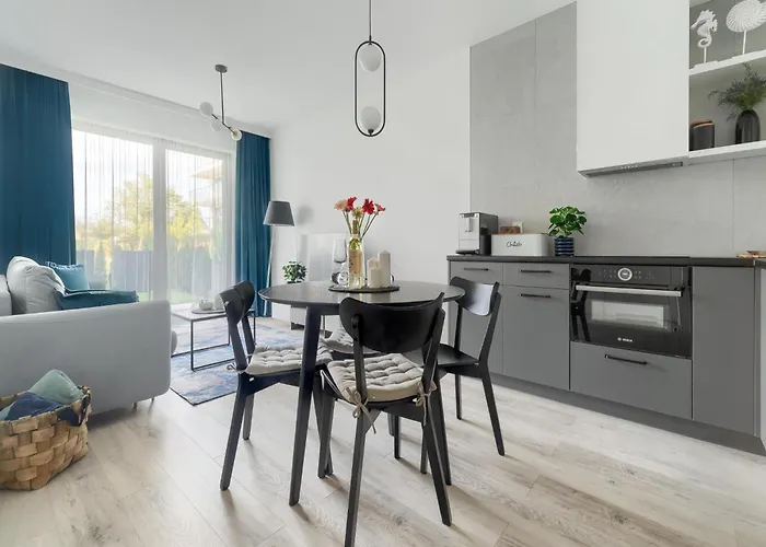 Ground Floor With A Garden In * Niechorze